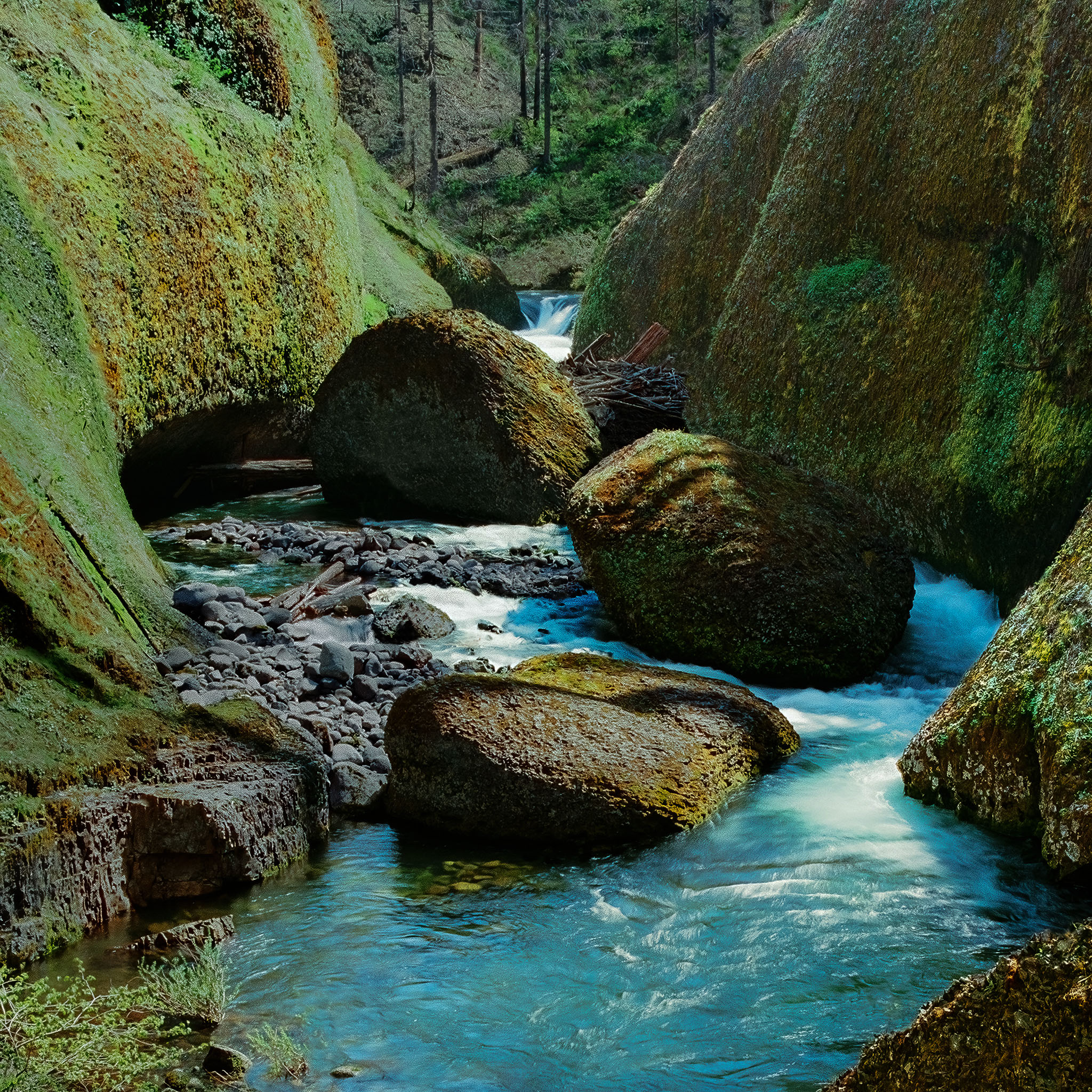 eagle-creek-boulders-denoise-final-print.jpg