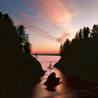 Dead-Man's-Cove,-Cape-Disappointment,-WA.jpg